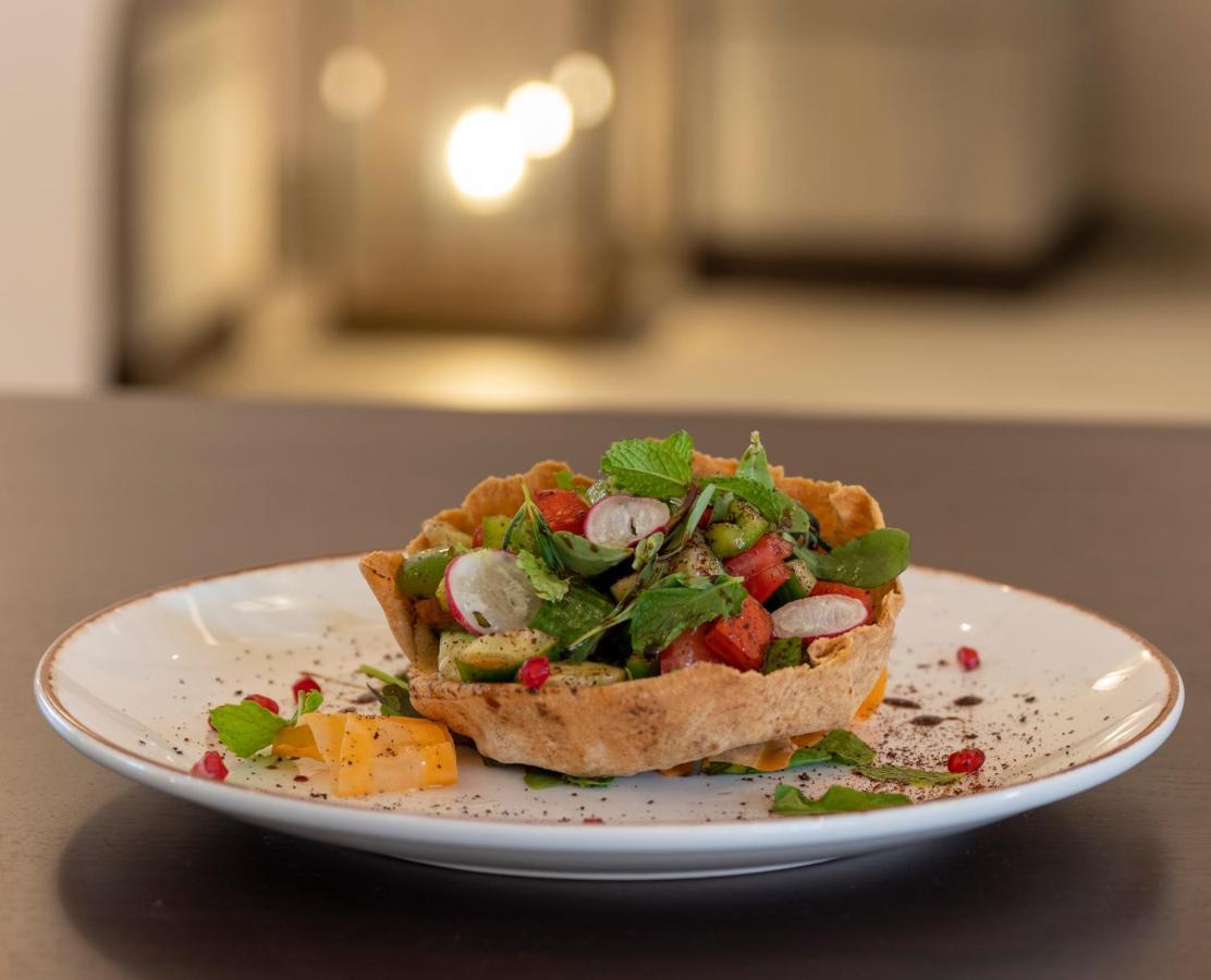 فندق Al Badayer Retreat By Sharjah Collection Margham المظهر الخارجي الصورة Israeli salad